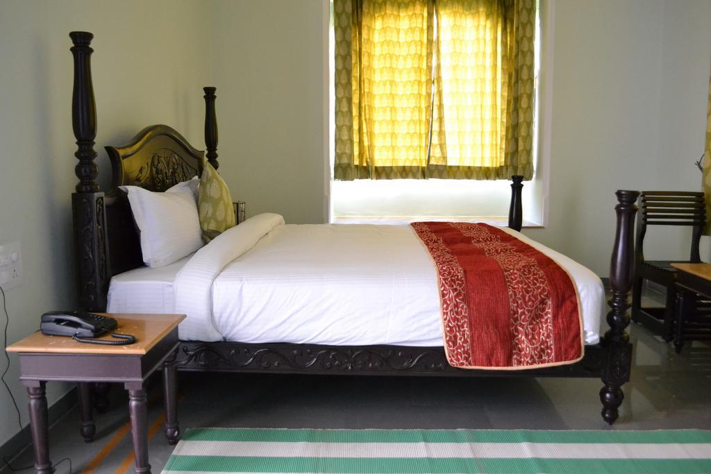 Hotel Sai Palace Udajpur Pokoj fotografie