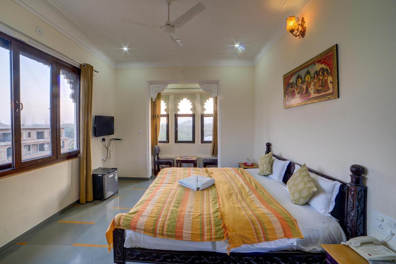 Hotel Sai Palace Udajpur Exteriér fotografie