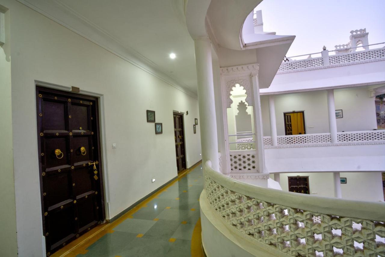 Hotel Sai Palace Udajpur Exteriér fotografie