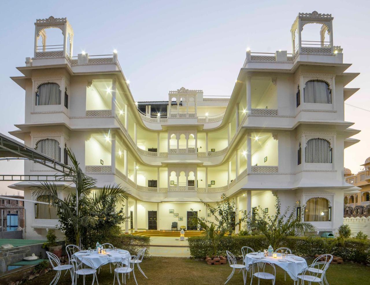 Hotel Sai Palace Udajpur Exteriér fotografie